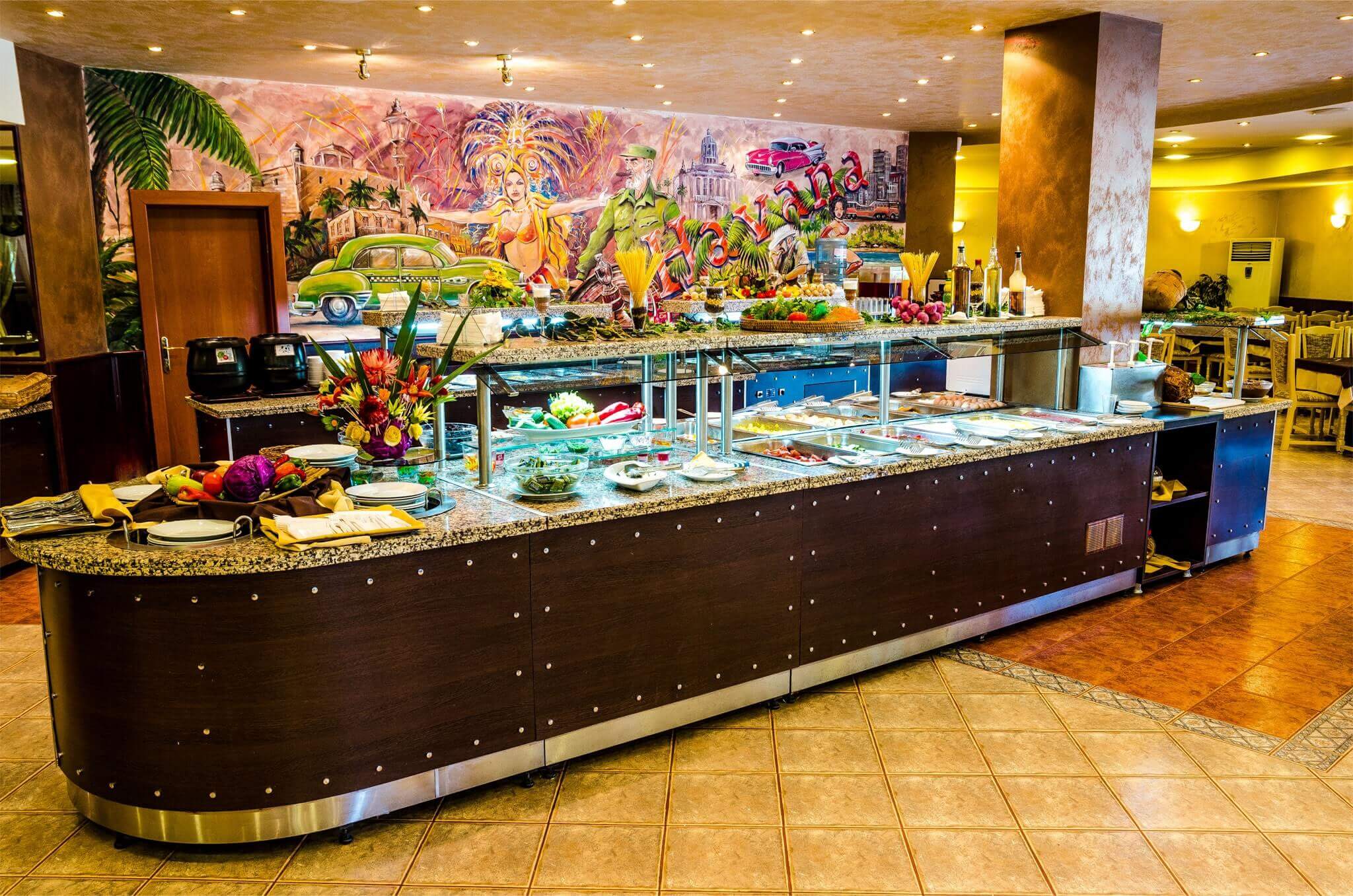 Dining & Bars