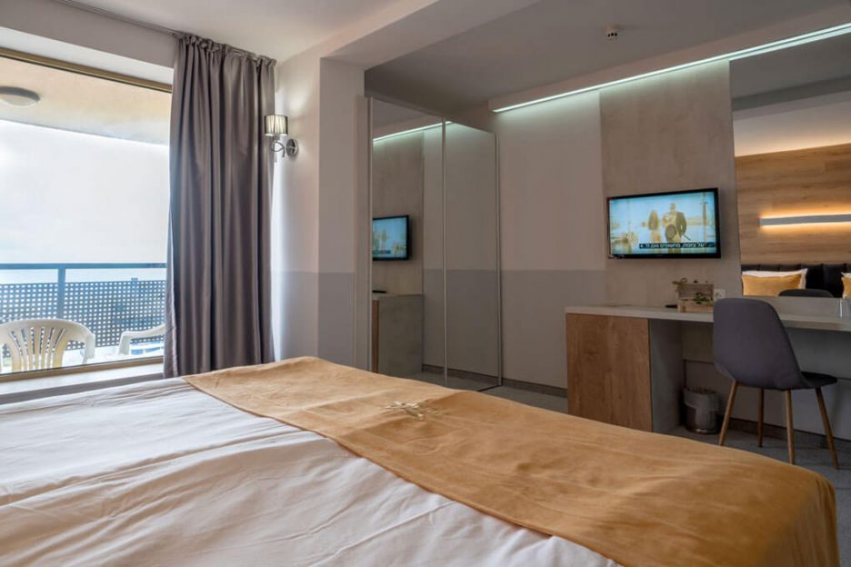 Sea view room Havana