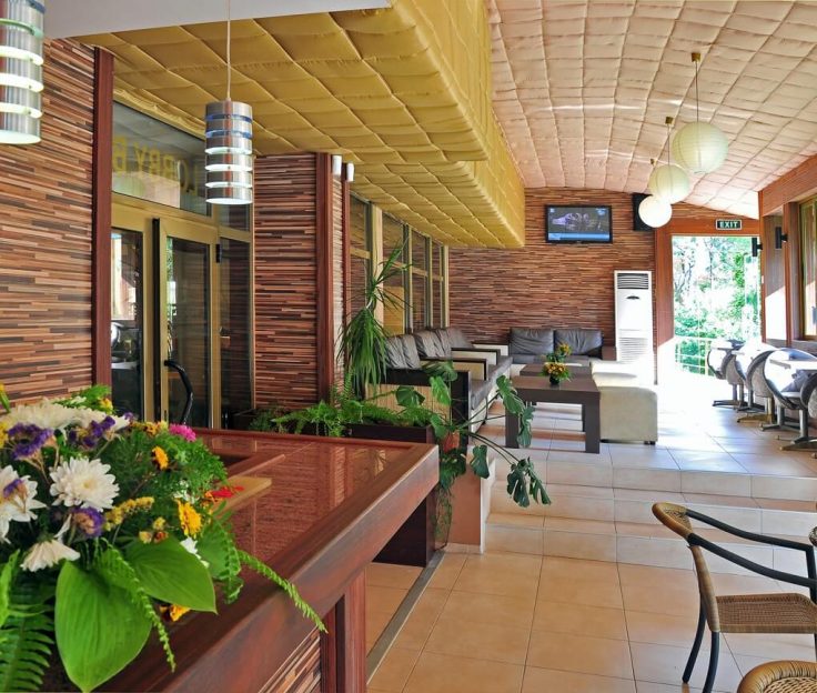 Lobby bar at Hotel Havana