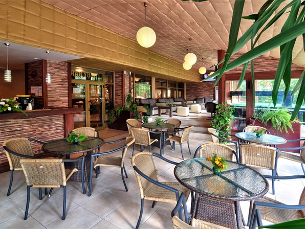 Lobby bar
