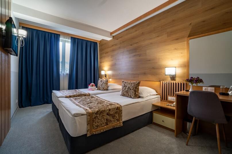 EARLY BOOKING WITH 30% FOR JUNE 2025